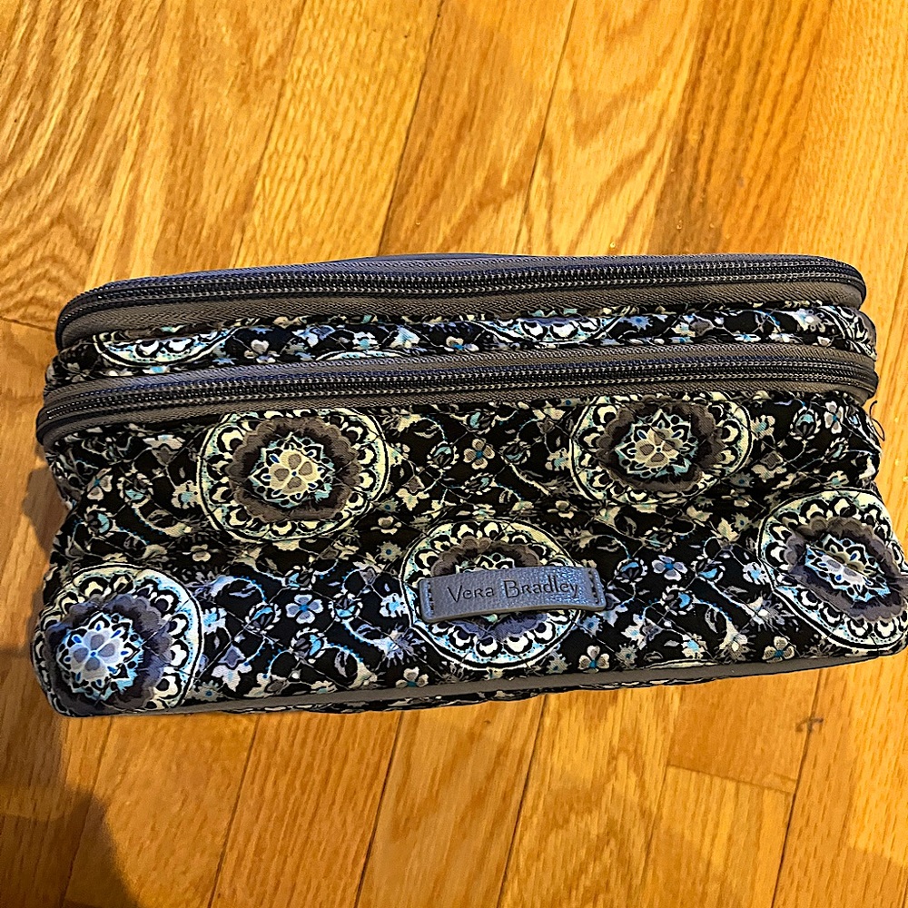 Vera Bradley Brush Up Cosmetic Case